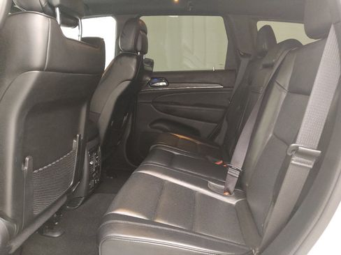 Used 2019 Jeep Grand Cherokee High Altitude AWD/4WD image 18
