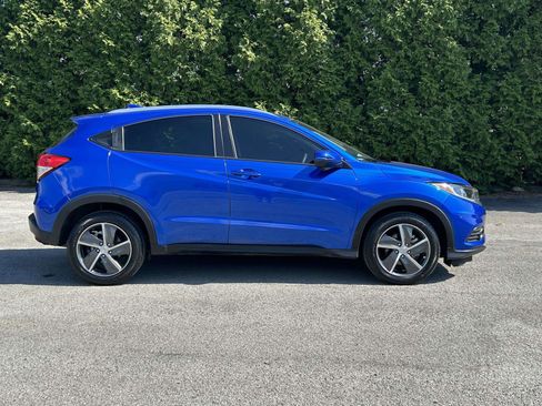 Used 2022 Honda HR-V EX image 2