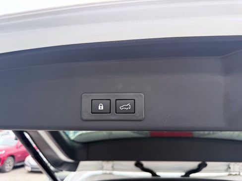 Certified 2025 Subaru Ascent Limited image 22