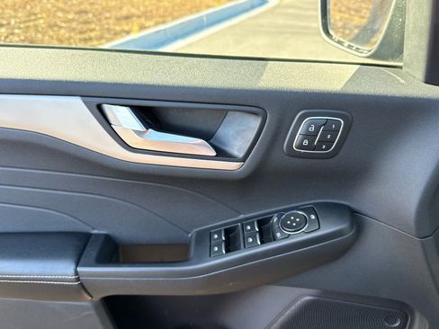 Used 2022 Ford Escape SEL w/ Technology Package image 14