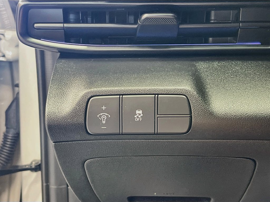 Used 2025 Hyundai Elantra N FWD image 10