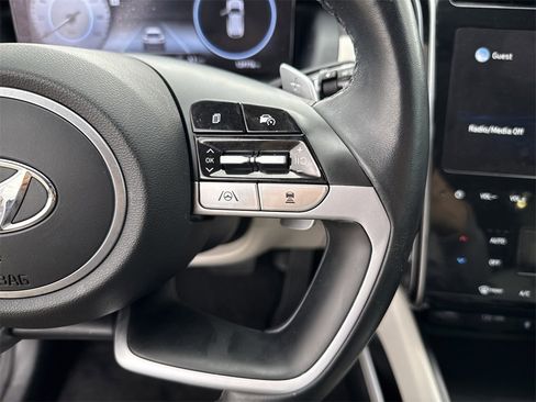 Used 2022 Hyundai Tucson Limited image 15
