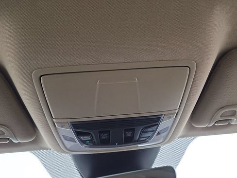 Used 2022 Acura MDX SH-AWD w/ Technology Package image 24
