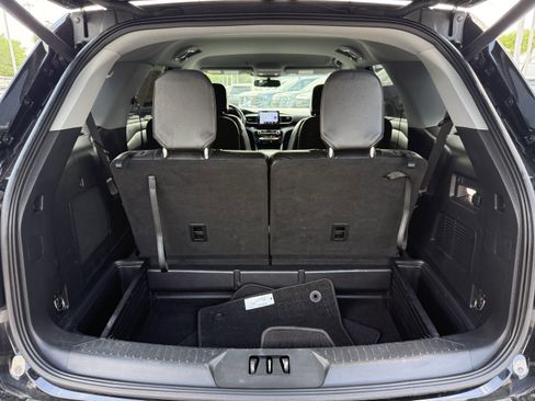 Used 2022 Ford Explorer Limited image 32