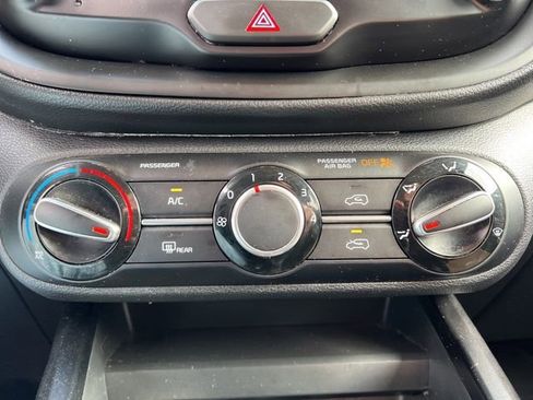 Used 2020 Kia Soul LX image 19