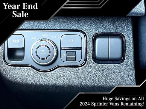 New 2024 Mercedes-Benz Sprinter 2500 image 17