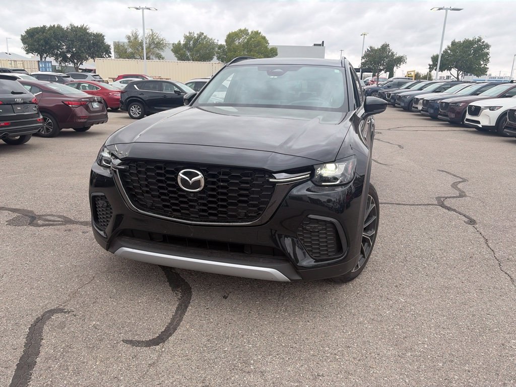 Used 2025 MAZDA CX-70 Plug-In Hybrid w/ Premium Plus AWD/4WD image 3