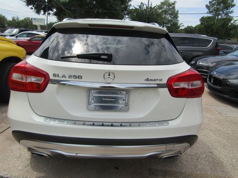 Used 2017 Mercedes-Benz GLA 250 4MATIC image 3