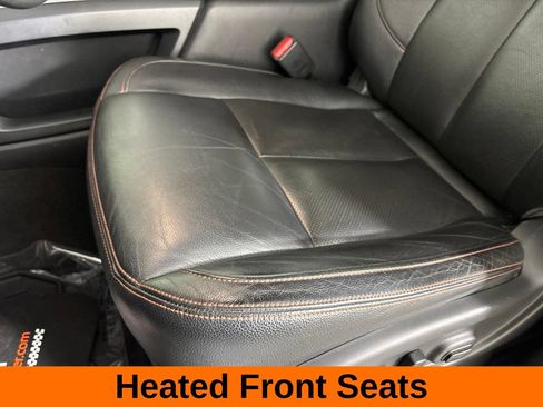 Used 2020 Nissan Titan PRO-4X w/ Pro-4x Convenience Package AWD/4WD image 14