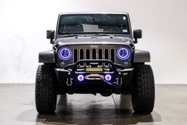 Used 2016 Jeep Wrangler Unlimited Sahara w/ Dual Top Group AWD/4WD image 6
