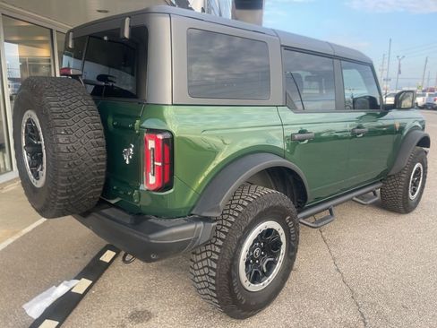 Used 2023 Ford Bronco Badlands w/ Sasquatch Package image 3