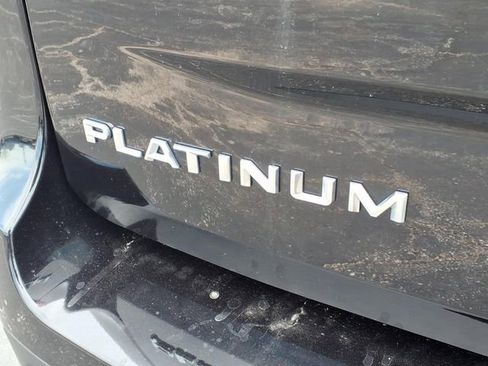 Used 2025 Ford Expedition Platinum AWD/4WD image 25