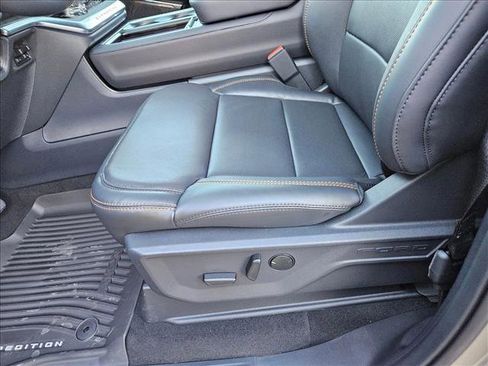 New 2026 Ford Expedition Tremor image 4