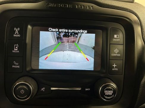 Used 2017 Jeep Renegade Altitude image 26