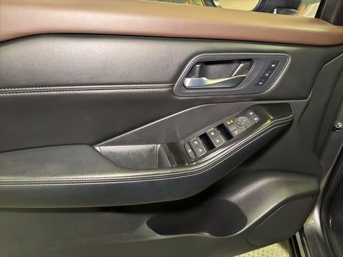 Used 2023 Nissan Rogue SL w/ SL Premium Package AWD/4WD image 25