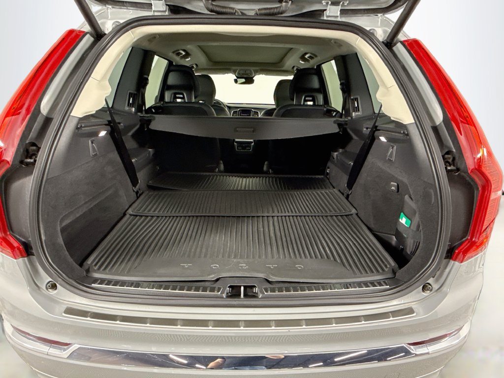 Used 2024 Volvo XC90 B6 Plus w/ Protection Package Premier AWD/4WD image 21