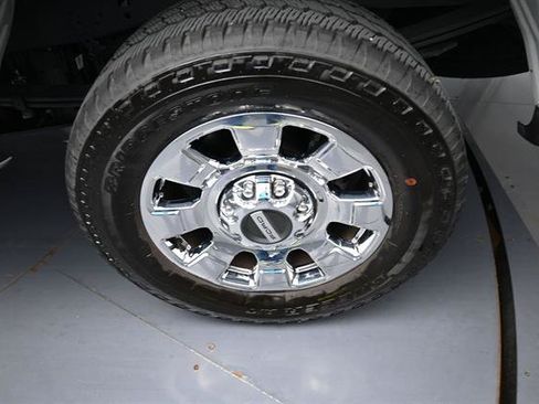 Used 2025 Ford F250 Lariat w/ Lariat Ultimate Package AWD/4WD image 23