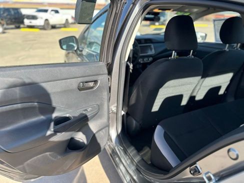 Used 2025 Nissan Versa S w/ Trunk Package image 12