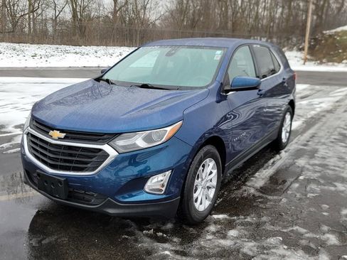 Used 2020 Chevrolet Equinox LT w/ Driver Convenience Package image 5