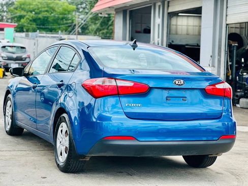 Used 2015 Kia Forte LX w/ Popular Package FWD image 6