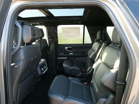New 2027 Ford Expedition Max Platinum w/ Stealth Appearance Package AWD/4WD image 15
