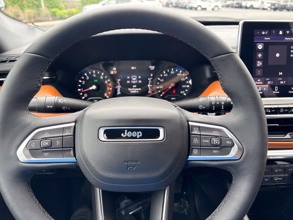Used 2024 Jeep Compass Limited AWD/4WD image 26