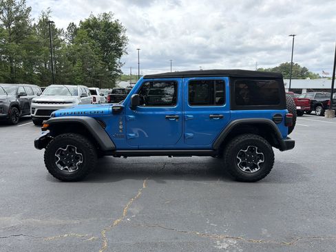 Used 2022 Jeep Wrangler Unlimited Rubicon 4xe AWD/4WD image 4