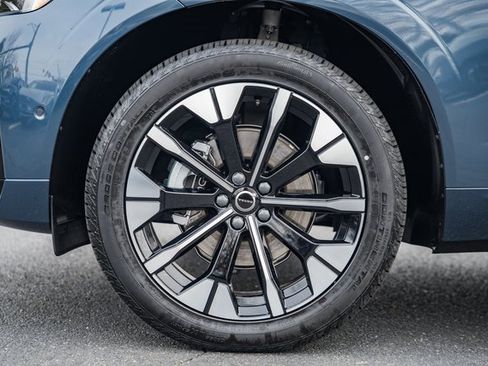 New 2026 Volvo XC60 B5 Ultra w/ Protection Package Premier image 17