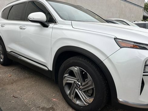 Used 2021 Hyundai Santa Fe SEL w/ Convenience + Premium Package FWD image 4