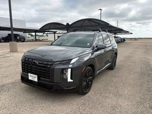 Used 2025 Hyundai Palisade XRT FWD image 1