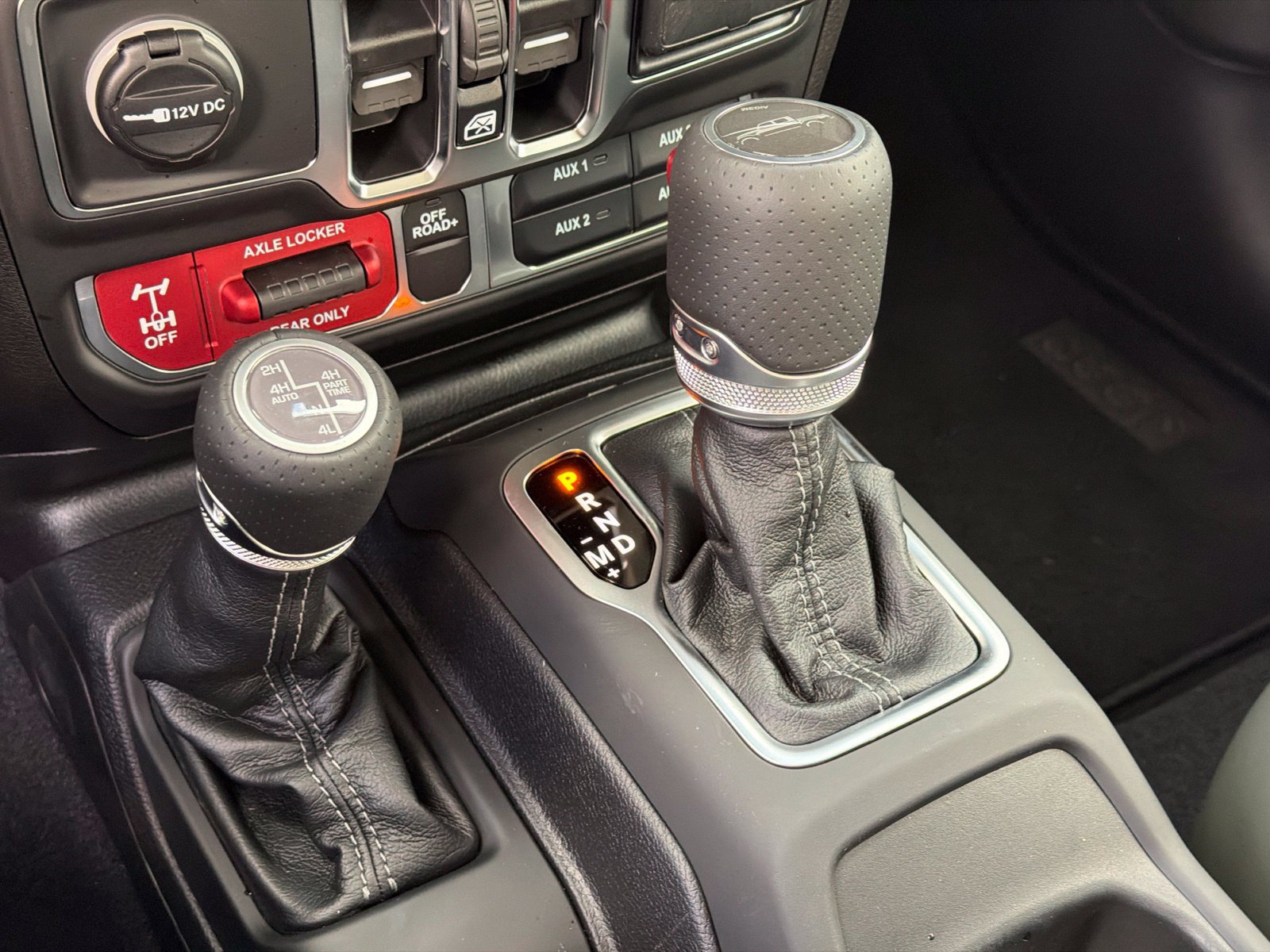 New 2026 Jeep Gladiator Mojave AWD/4WD image 25