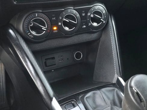 Used 2018 Toyota Yaris iA image 27