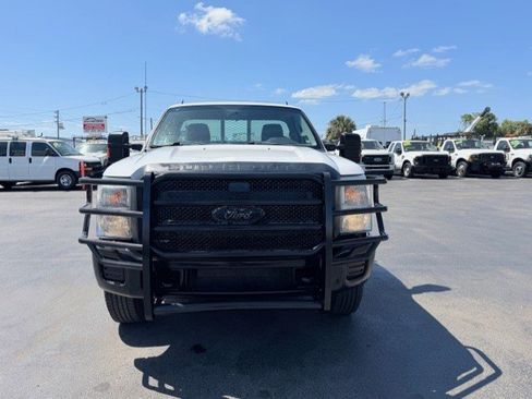 Used 2015 Ford F250 XL w/ Power Equipment Group image 3