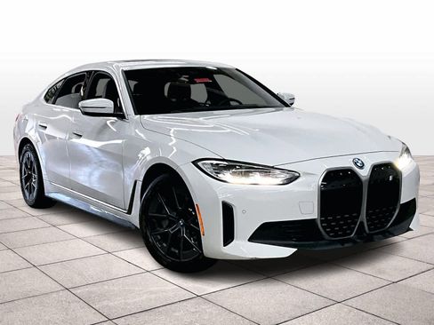 Certified 2023 BMW i4 eDrive40 image 2