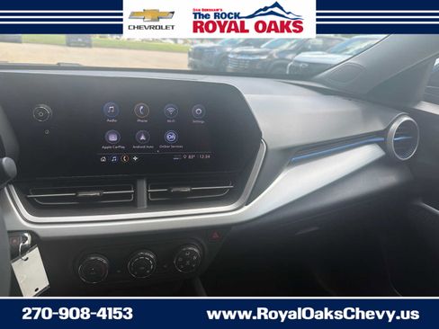 Used 2026 Chevrolet Trax LS w/ LS Convenience Package FWD image 19