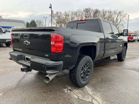 Used 2019 Chevrolet Silverado 2500 LTZ w/ Duramax Plus Package image 5