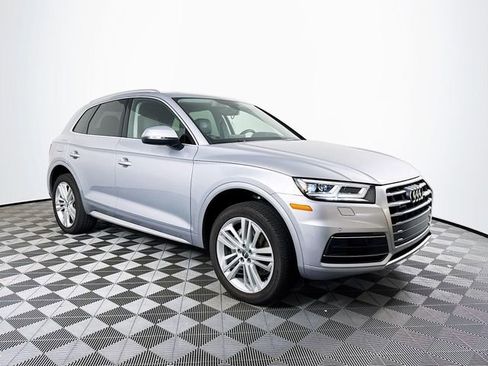 Used 2018 Audi Q5 2.0T Premium Plus w/ Premium Plus Package image 10