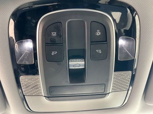 Used 2020 Hyundai Palisade SEL w/ Convenience Package image 16