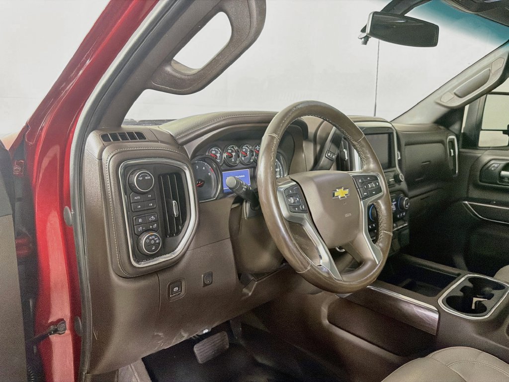 Used 2020 Chevrolet Silverado 3500 LTZ w/ LTZ Convenience Package AWD/4WD image 10