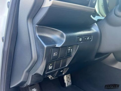 Used 2018 Lexus IS 300 image 36