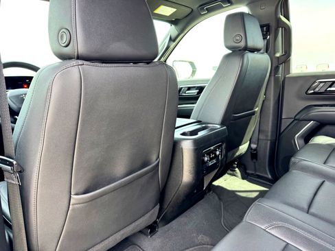 Used 2025 Chevrolet Tahoe Z71 image 20