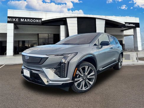 New 2026 Cadillac Optiq Luxury 2 image 1