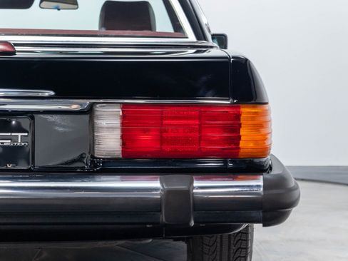 Used 1989 Mercedes-Benz 560 SL image 43