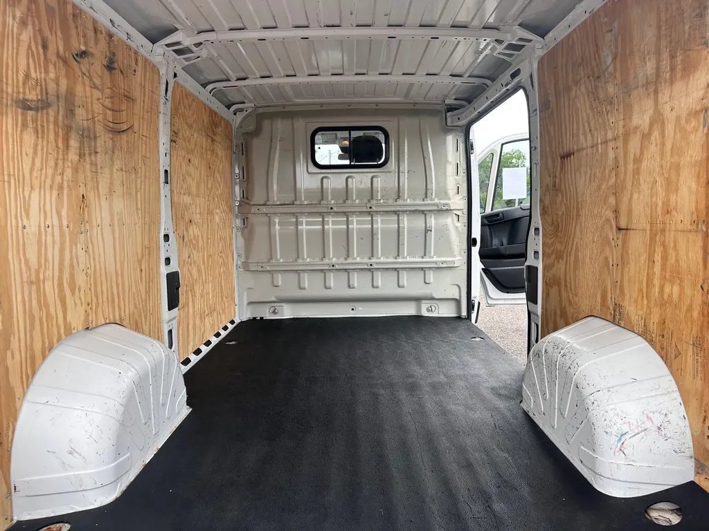Used 2015 RAM ProMaster 1500 w/ Mopar Trailer Tow Group FWD image 17
