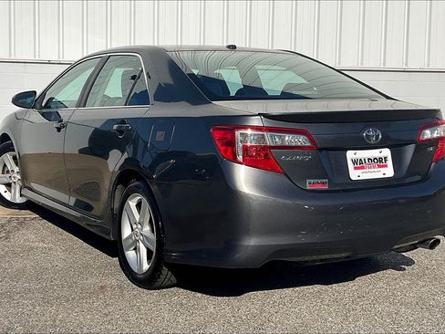 Used 2012 Toyota Camry SE image 15