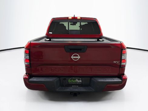 Used 2024 Nissan Frontier SV w/ SV Convenience Package RWD image 7