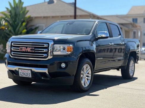 Used 2017 GMC Canyon SLT w/ Driver Alert Package AWD/4WD image 5