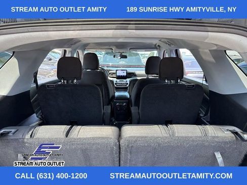 Used 2022 Ford Explorer XLT AWD/4WD image 11