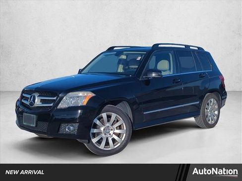 Used 2010 Mercedes-Benz GLK 350 4MATIC image 1