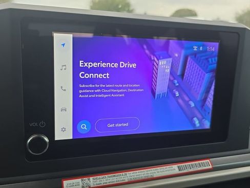 Used 2025 Toyota Tacoma SR5 image 21